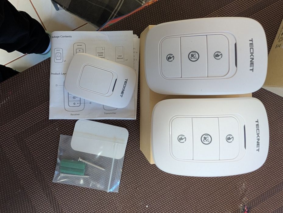 Sonerie fără fir teckNet noua.kit 2 receptoare de priza+1buton exterior.