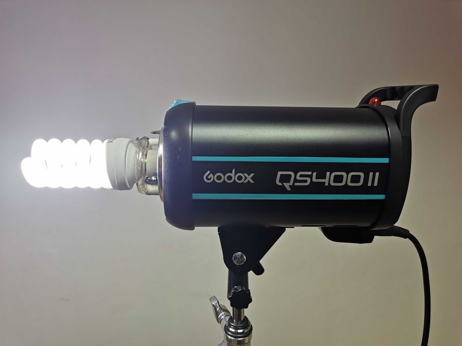 Godox QS400 II студийна светкавица