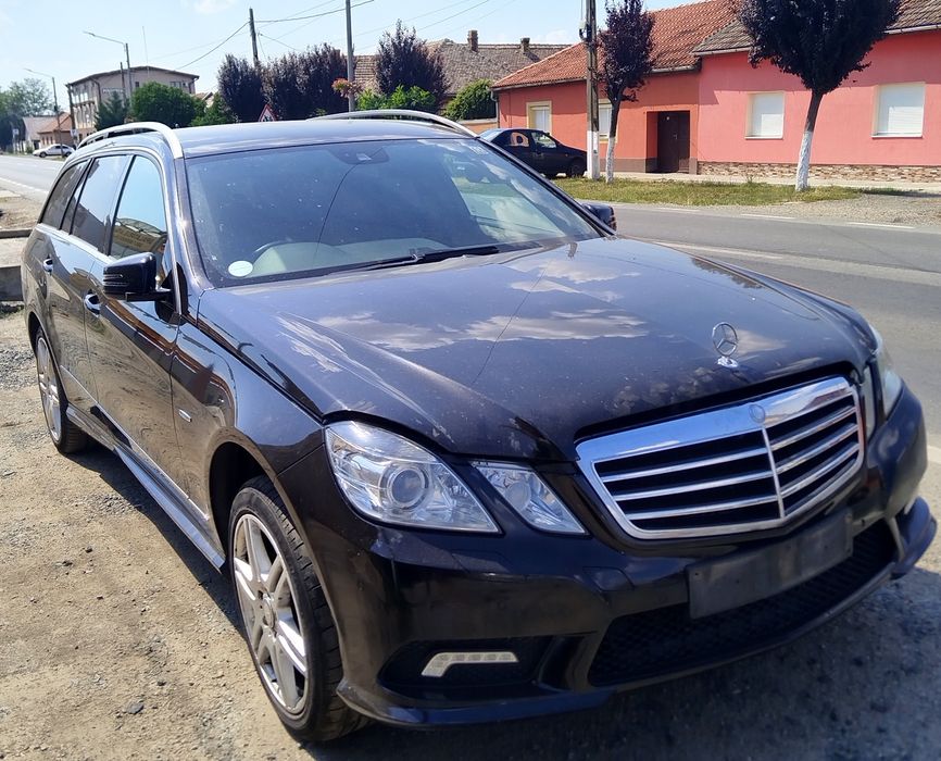 Aripa stanga/dreapta Mercedes E-Class w212 an 2009-2013