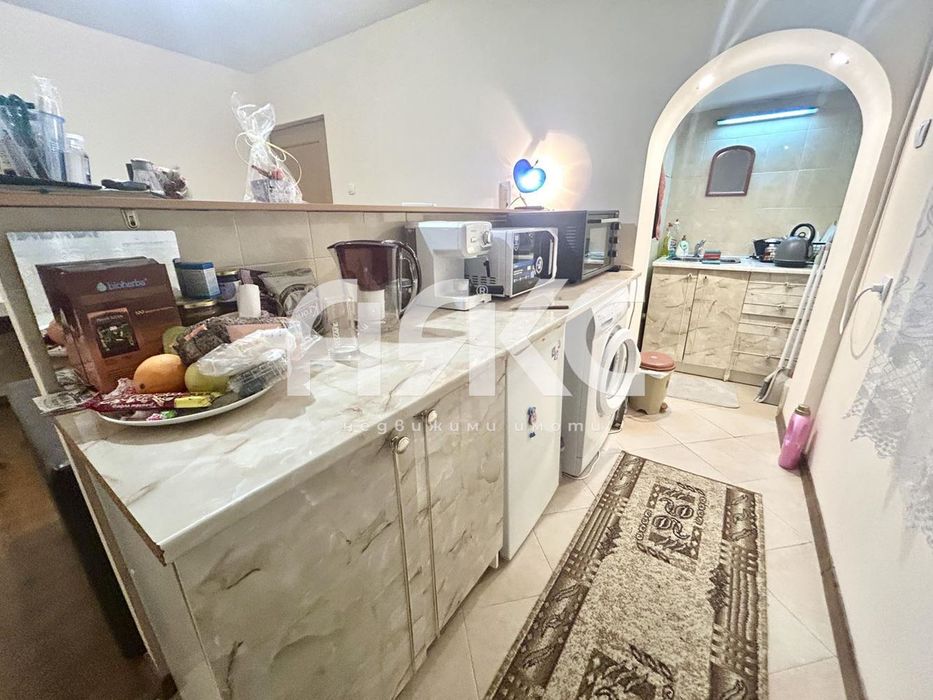 Продава се Двустаен апартамент в София, Толстой - 45 кв.м за 1247 €/кв.м - Снимка #2