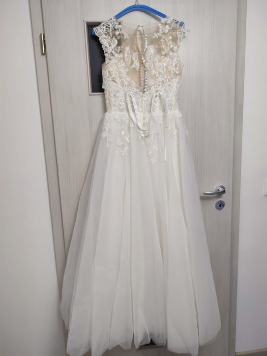 Vând Rochie de mireasa EverGreen