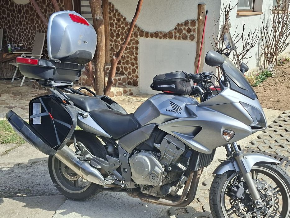 Honda CBF 1000 .