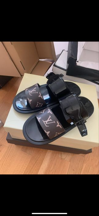 Женские шлепки Louis Vuitton