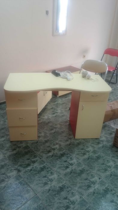 Обзавеждане за магазин.