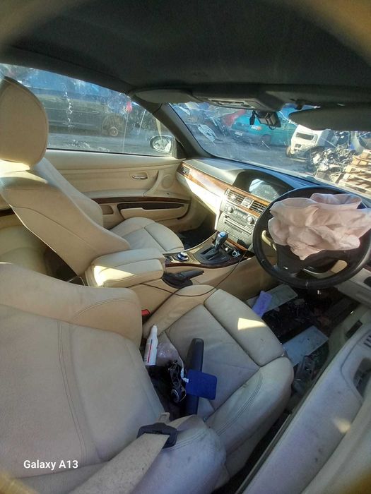 Bmw e93  325d Dezmembrez/Dezmembra