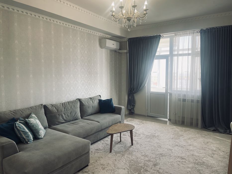 Ковер б/у размер 5/3