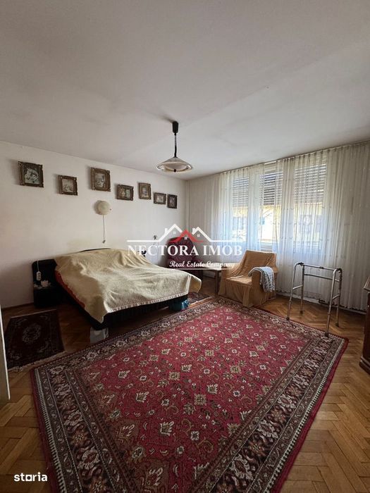 NECTORA IMOB Exclusivitate-Casa Ultracentrala 3 camere,Curte proprie