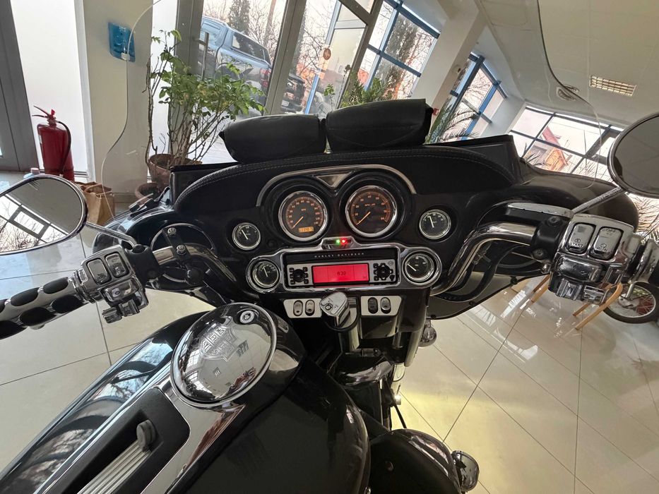 Harley Davidson Electra Glide Ultra 2009 - Full Touring, Gata de drum