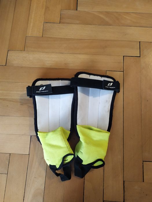 Кори за футбол / предпазни кори