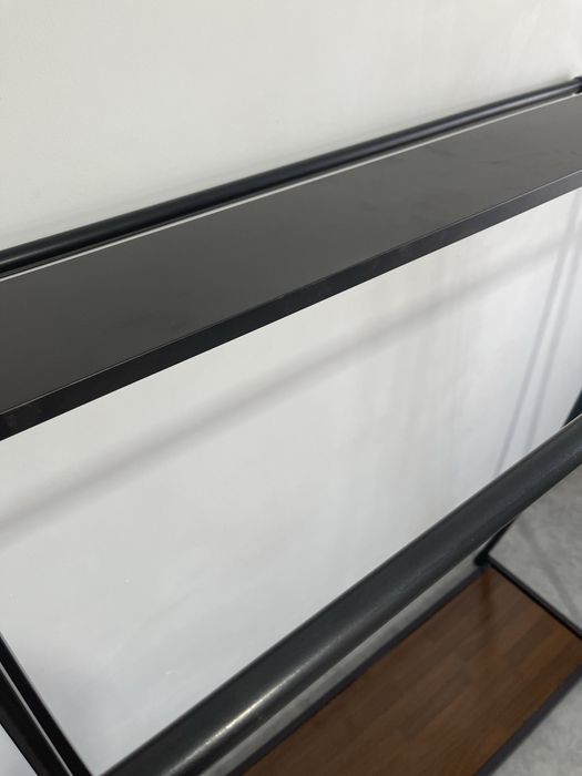 Стойка для одежды