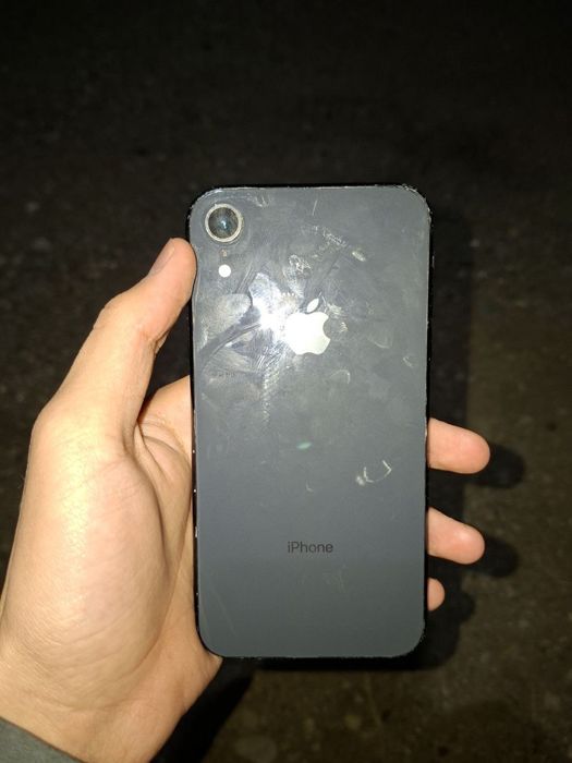 Iphone Xr продам
