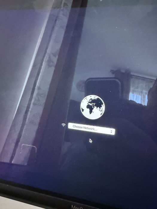 Macbook Air 2019 , i5, 256 gb , 8gb ram