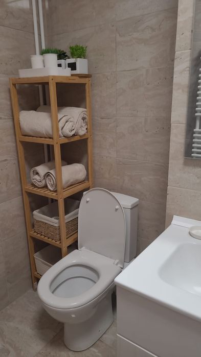 Execut lucrări de amenajări interioare și exterioare complete