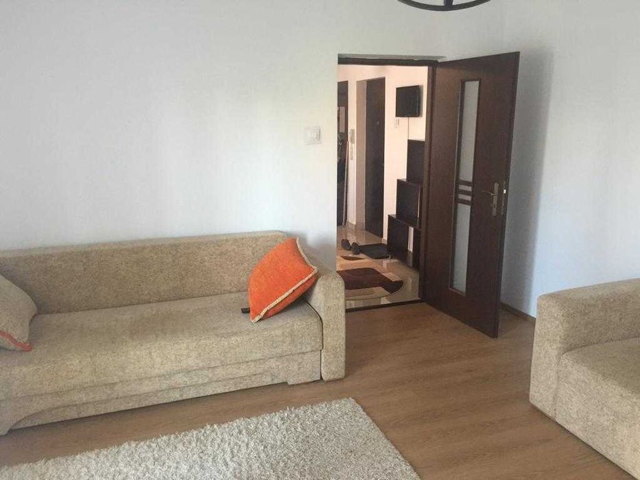 2 camere decomandat Str Sinaia 18 - Pod Doamna Ghica