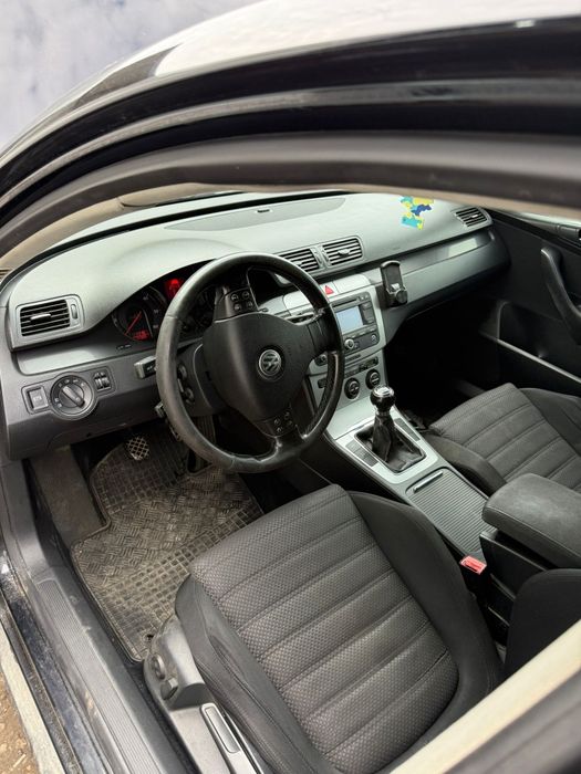 Dezmembrez Volkswagen Passat b6 1.6mpi 1.6fsi 1.9tdi 2.0tdi 2.0fsi