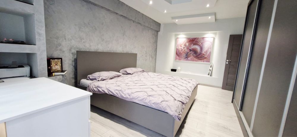 Apartament 4 camere Et 1 Nufaru
