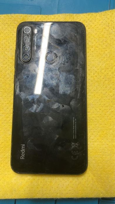 Продам редми нот 8