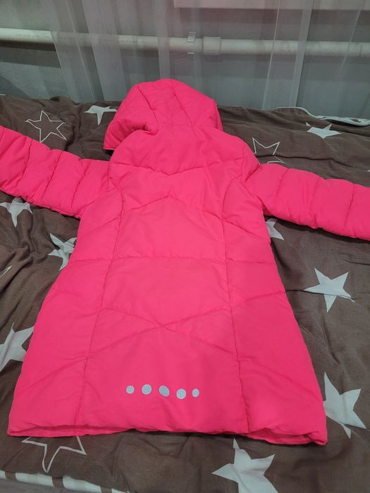 Зимняя куртка на девочку