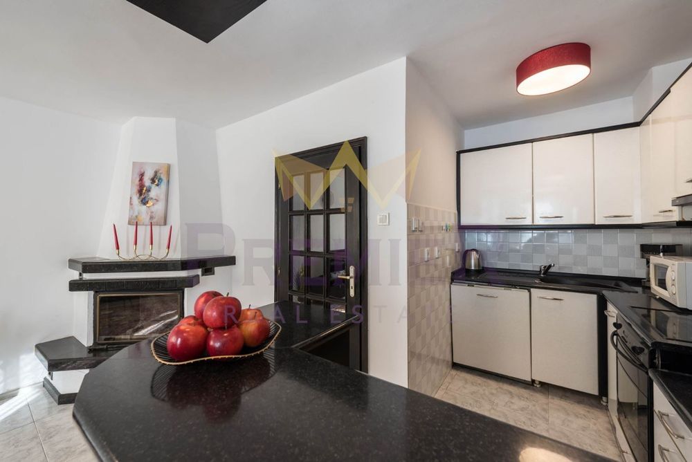 Дава се под наем Тристаен апартамент в Варна, Генералите - 90 кв.м за 714 € - Снимка #1