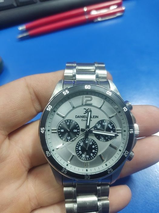 Часы Daniel Klein