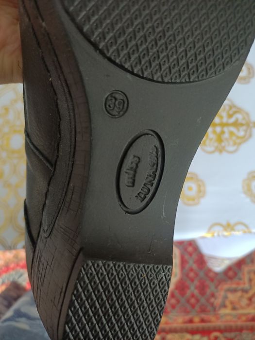 Туфли женские кожанные