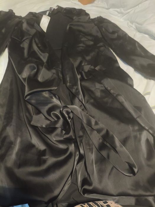 Срочно продаю платье .