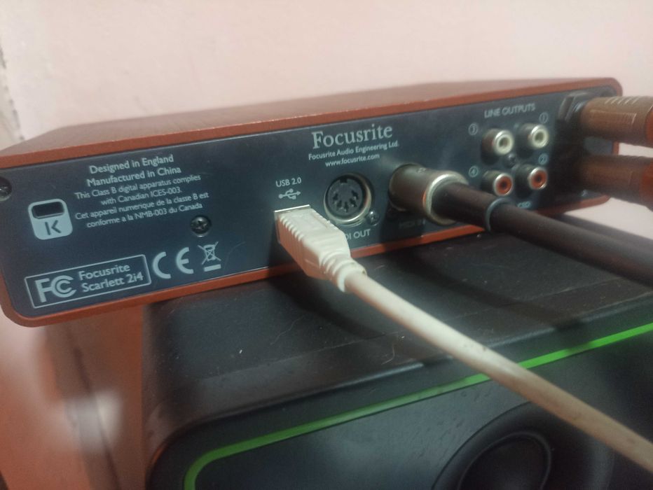 Звуковая карта FOCUSRITE