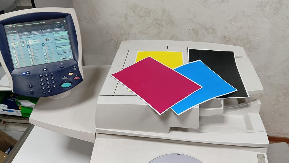 МФУ принтер Xerox DC242