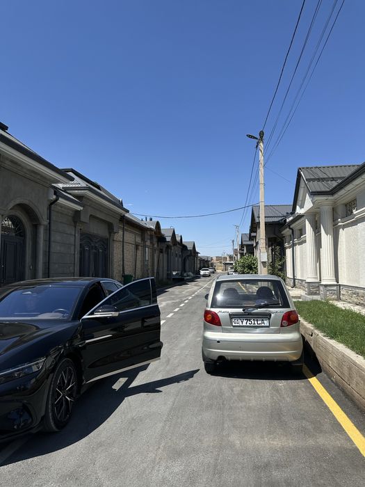 Yer Sotiladi Hoji ota mahallada Uch qahromon