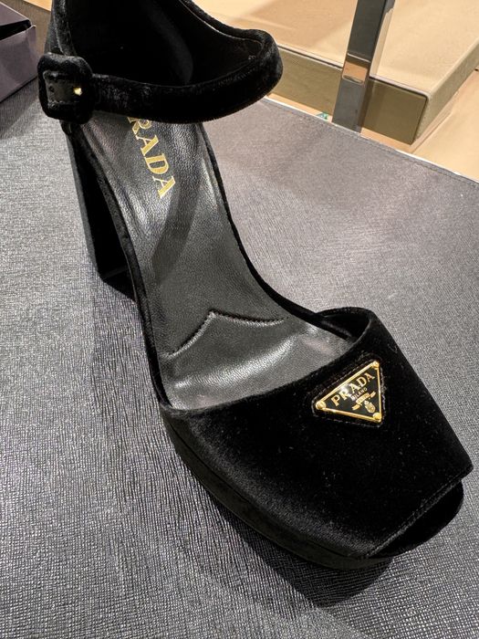 Prada heels- black velvet