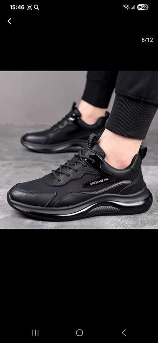 Спортивные полуботинки,новые