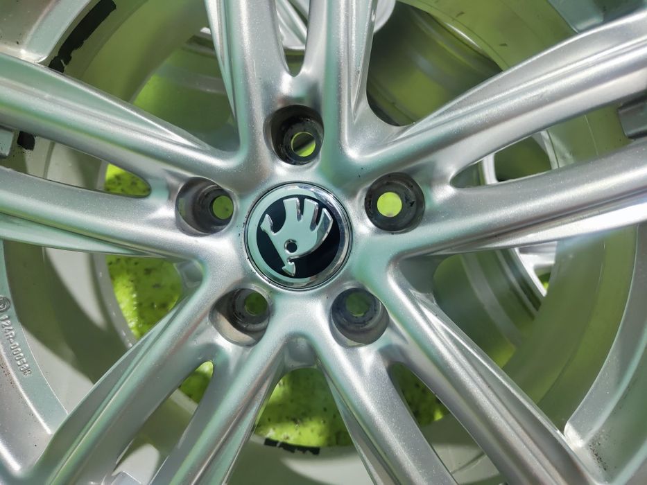 17 5x112 Skoda лети джанти 5х112 шкода