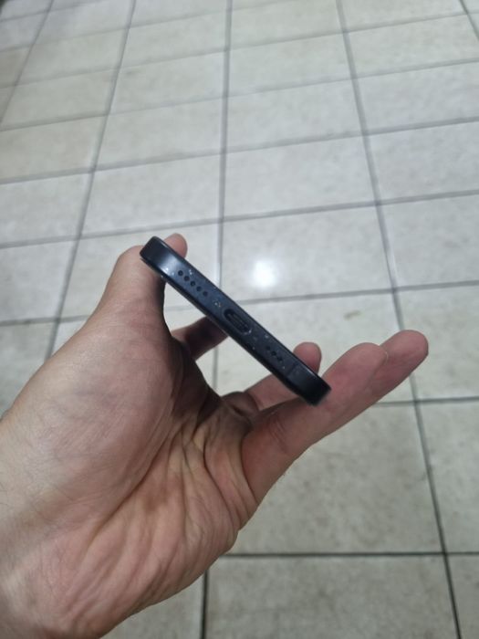 Iphone 16 в хорошем состояний