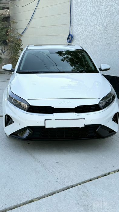 Cerato KI сотилади.