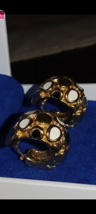 Продам золото 750 по.