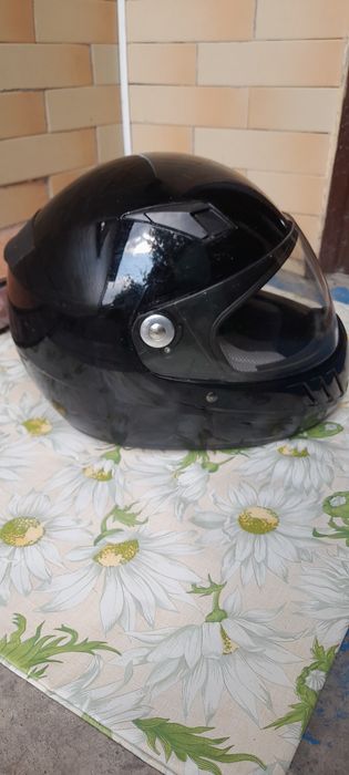 Продам защитный шлем