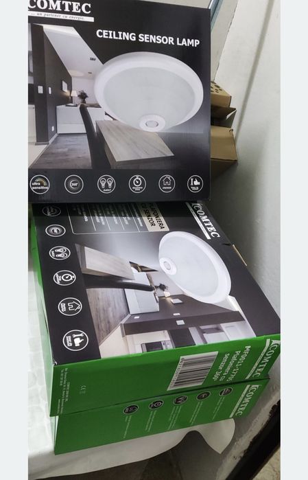 Plafoniera led cu senzor 360⁰ 2 becuri noi nefolosite în cutie