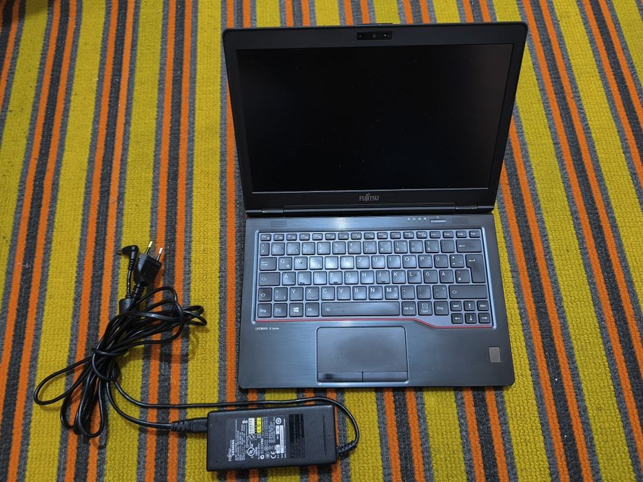 Lenovo i5 gen8 8gb ddr4 256 nvme