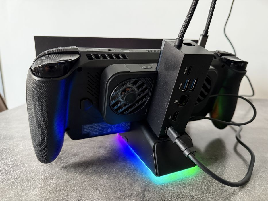 Asus ROG Xbox Ally X + Dock Station