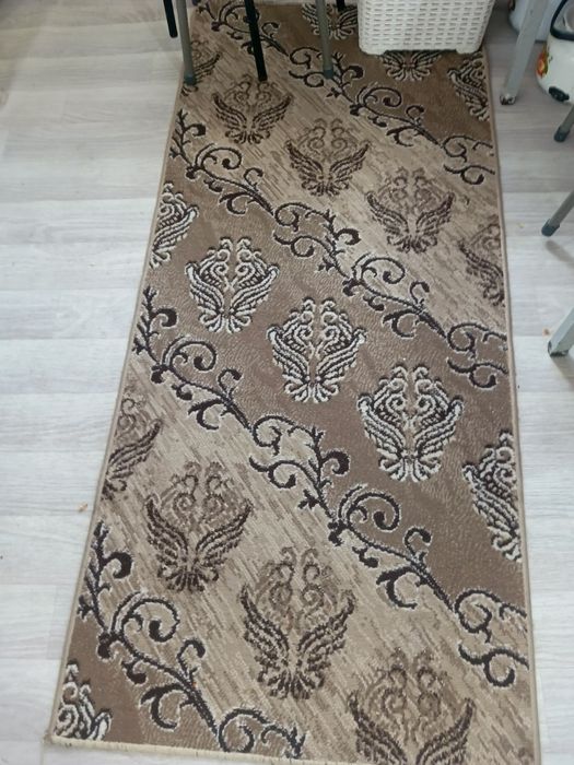 Продам ковры в хорошем состоянии