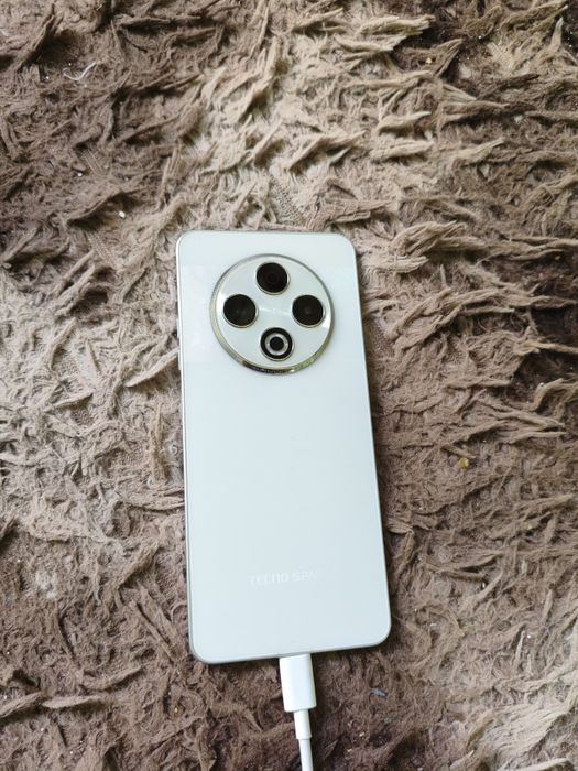 Tecno spark 30 128gb