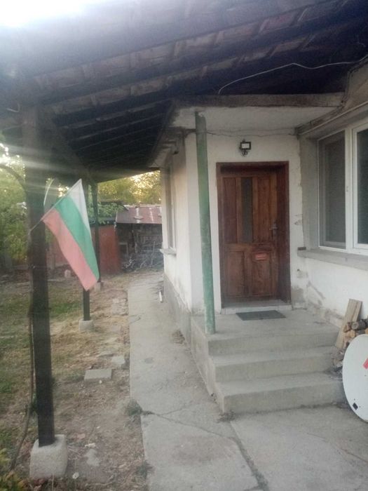 Продава се Къща в с. Кръстевич, Област Пловдив - 740 кв.м за 36 €/кв.м - Снимка #1