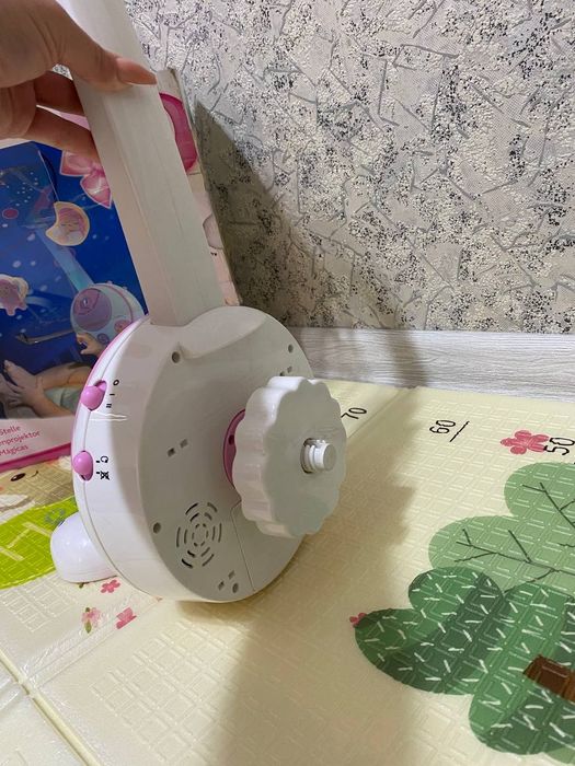 Мобиль на кроватку chicco