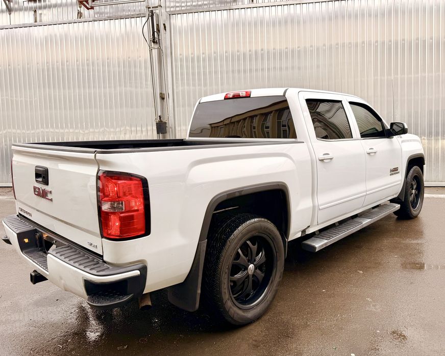 GMC Sierra  V8  5.3  KODIAK 4x4 Autoutilitara impozit 700 Ron /An