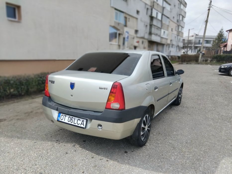 Vând logan 2005  foarte întreținut