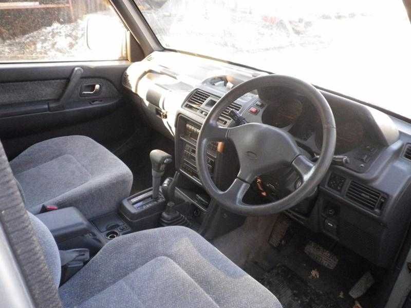 Мицубиши Паджеро 2.8TD / Mitsubishi Pajero 2.8TD EXCEED 3 бр. на части