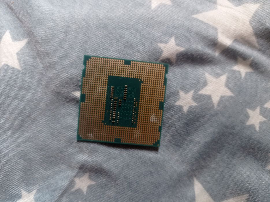 Продаю процессор intel