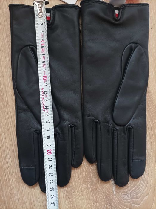 Tommy Hifiger нови ест.кожа ръкавици