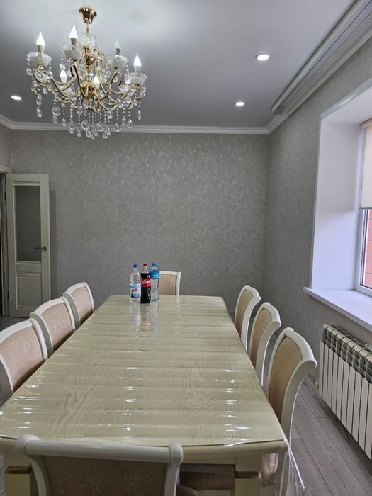 Гостиной стол с стулями 6шт