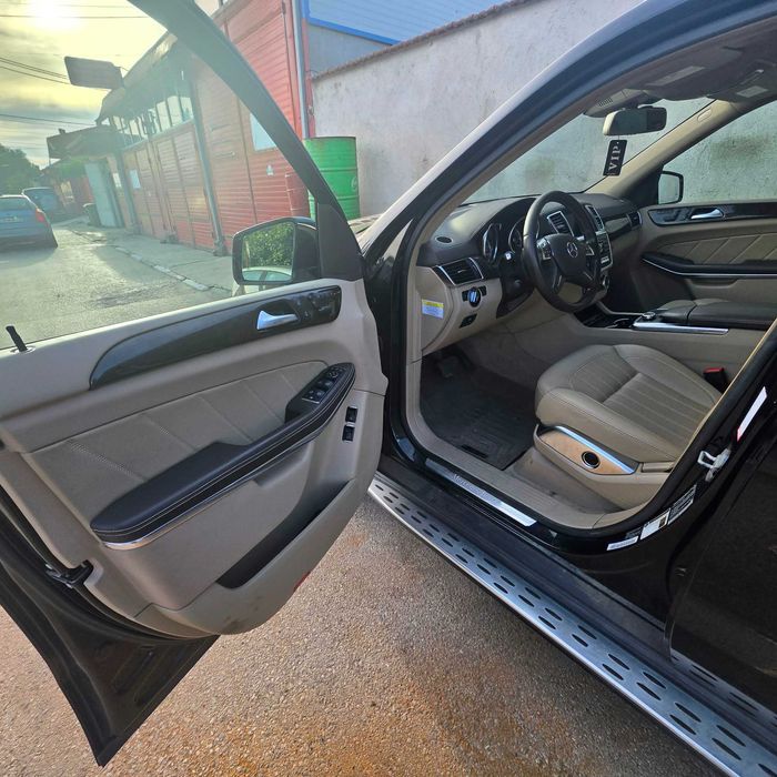 Mercedes-Benz GL 450  Блокирал мотор